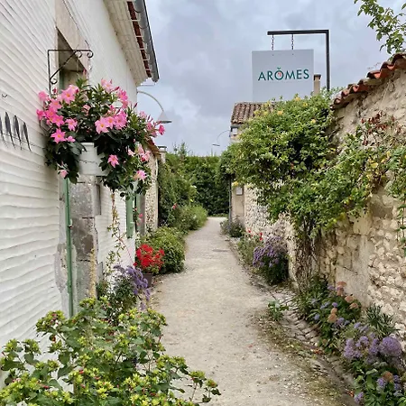 Mobile Cc780 Siblu Les Charmettes Close To The Sea Hotel Les Mathes